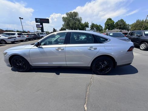 Used 2025 Honda Accord EX-L image 7