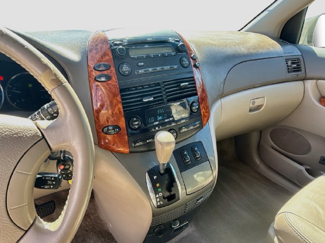 Used 2008 Toyota Sienna XLE w/ Towing Prep Pkg FWD image 30