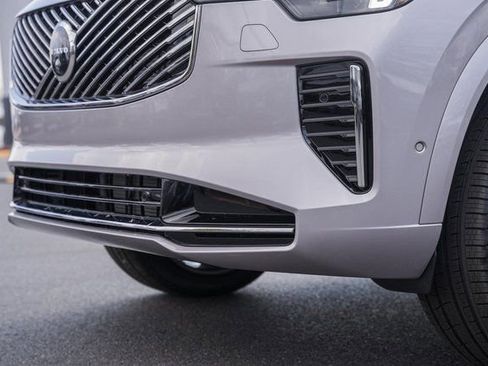 New 2026 Volvo XC90 B6 Plus w/ Protection Package Premier image 14