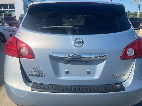 Used 2013 Nissan Rogue SV AWD/4WD image 4
