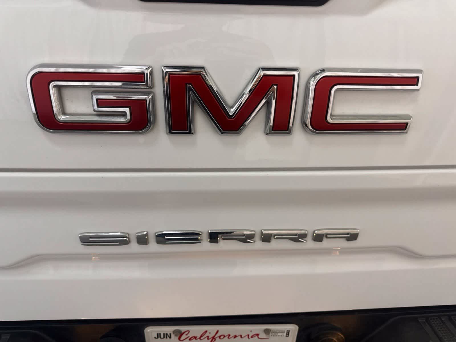 Used 2024 GMC Sierra 1500 SLT AWD/4WD image 30