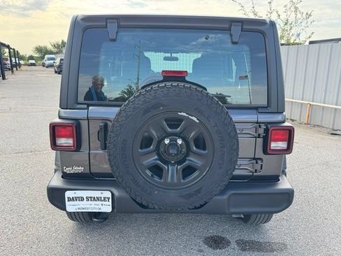 Certified 2025 Jeep Wrangler Unlimited Sport AWD/4WD image 5