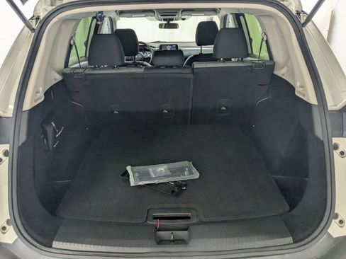 Used 2023 Nissan Rogue SV AWD/4WD image 24