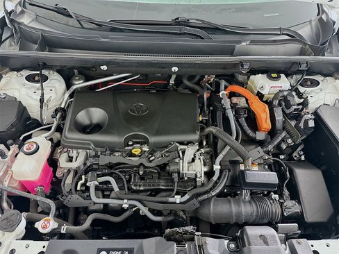 Used 2021 Toyota RAV4 XSE image 10