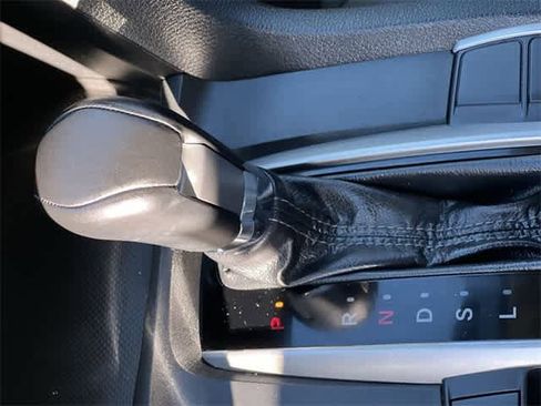 Certified 2017 Honda Civic EX-L image 16