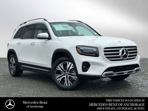 New 2026 Mercedes-Benz GLB 250 4MATIC image 1