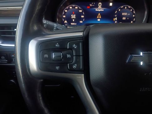 Used 2022 Chevrolet Tahoe Z71 w/ Luxury Package image 11