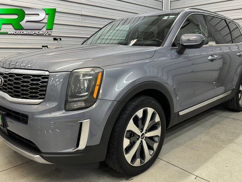 Used 2020 Kia Telluride S AWD/4WD image 1