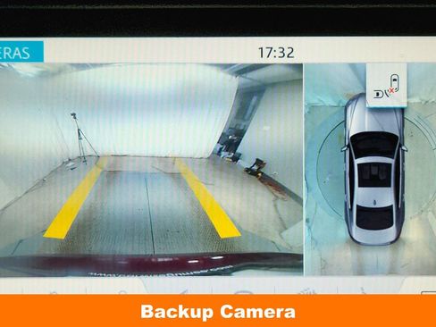 Used 2017 Jaguar XF R-Sport image 21