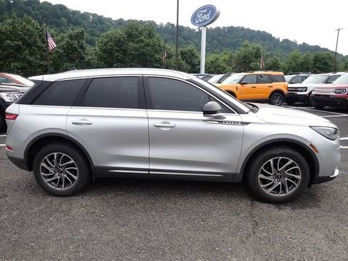 Used 2020 Lincoln Corsair AWD w/ Equipment Group 101A image 7