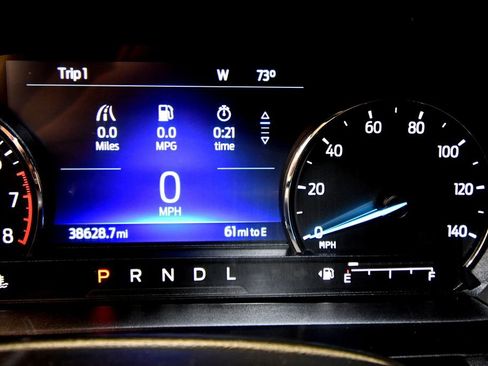 Used 2024 Ford Explorer Limited AWD/4WD image 22