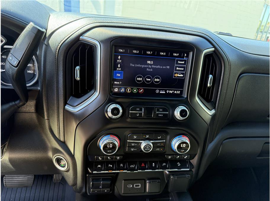 Used 2020 GMC Sierra 1500 AT4 w/ AT4 Premium Package AWD/4WD image 24
