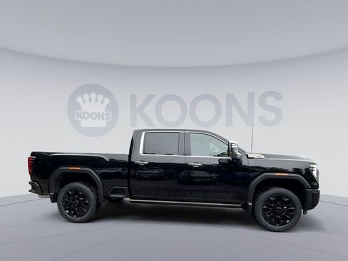 New 2026 GMC Sierra 2500 Denali w/ Denali Reserve Package AWD/4WD image 8