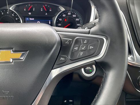 Used 2023 Chevrolet Equinox LT FWD image 19