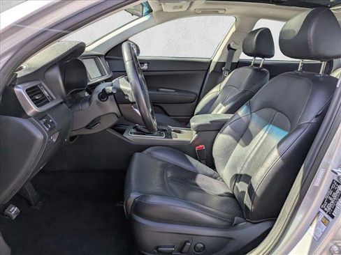 Used 2020 Kia Optima SE image 17