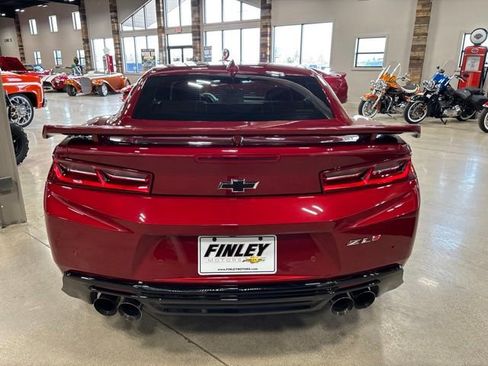 Used 2018 Chevrolet Camaro ZL1 RWD image 8