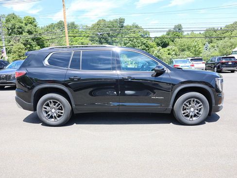 Used 2025 GMC Acadia Elevation AWD/4WD image 8