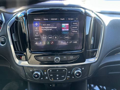 Certified 2023 Chevrolet Traverse Premier w/ Redline Edition image 14