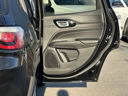New 2026 Jeep Compass Limited image 16