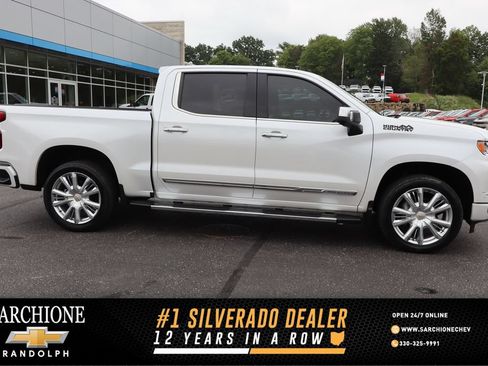 Used 2023 Chevrolet Silverado 1500 High Country w/ High Country Premium Package AWD/4WD image 1