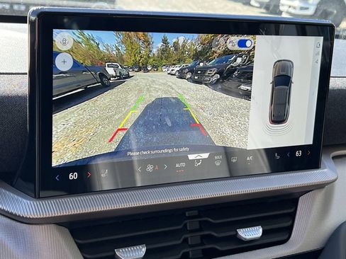 New 2026 Ford Explorer Active w/ Active Comfort Package image 19