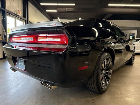 Used 2014 Dodge Challenger SRT8 Core RWD image 10