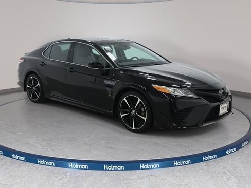 Certified 2020 Toyota Camry XSE image 3