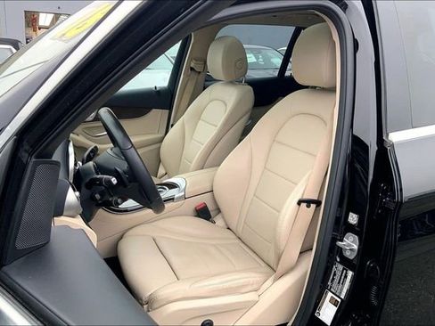 Used 2018 Mercedes-Benz GLC 300 4MATIC image 6