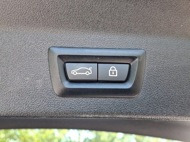 Used 2022 BMW X3 M40i AWD/4WD image 32
