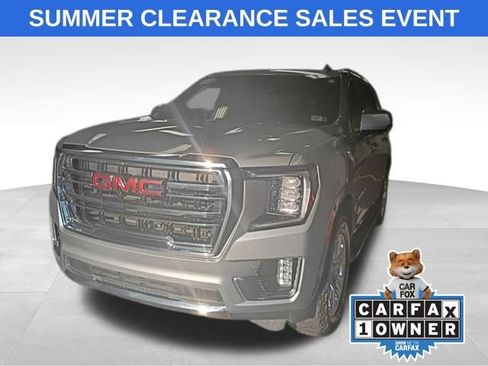 Used 2023 GMC Yukon SLT AWD/4WD image 1