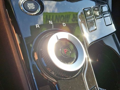 Used 2023 Kia Sportage EX image 14