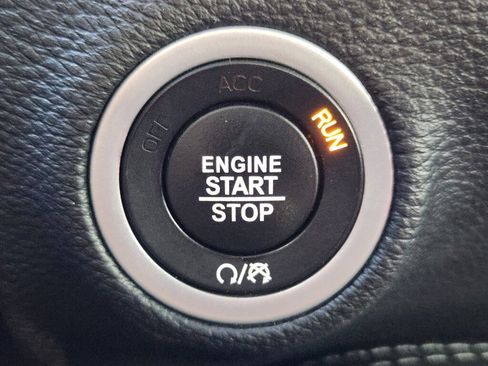 Used 2023 Dodge Challenger SXT image 23