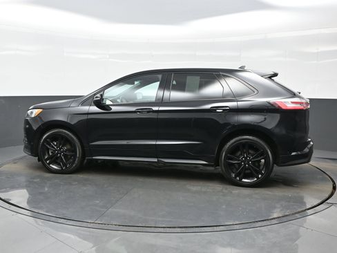 Used 2022 Ford Edge ST w/ Equipment Group 401A image 3