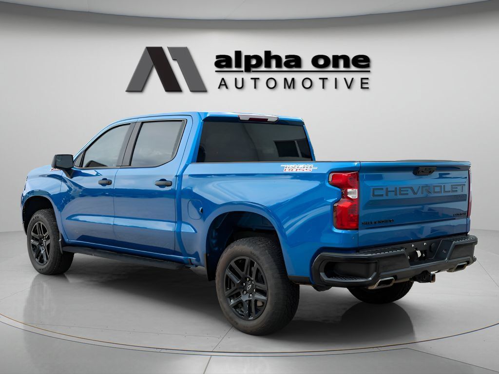 Used 2022 Chevrolet Silverado 1500 Custom Trail Boss w/ LPO, Dark Essentials Package AWD/4WD image 8