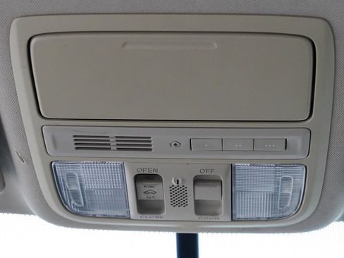 Used 2017 Honda Accord EX-L image 30