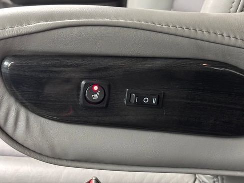 Used 2015 GMC Savana 2500 RWD image 36