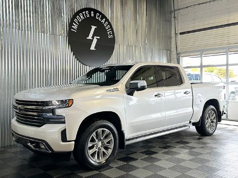 Used 2022 Chevrolet Silverado 1500 High Country w/ Technology Package image 1