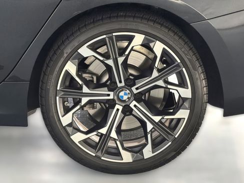 Used 2025 BMW 330i 330i w/ Convenience Package image 12