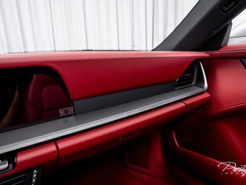 Used 2025 Porsche 911 Carrera image 30