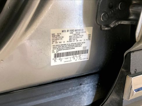 Used 2022 Ford Explorer XLT RWD image 57