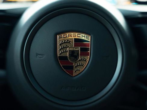 Used 2022 Porsche Taycan Turbo S image 59