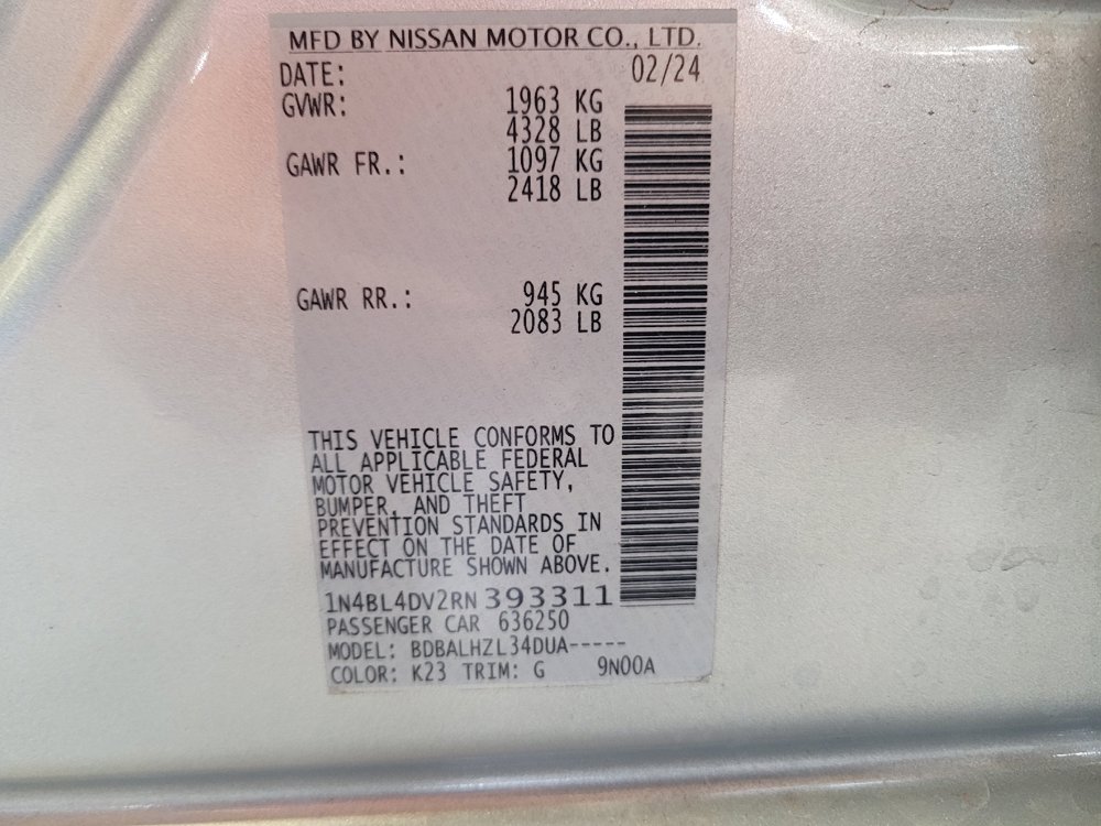 Used 2024 Nissan Altima 2.5 SV FWD image 33
