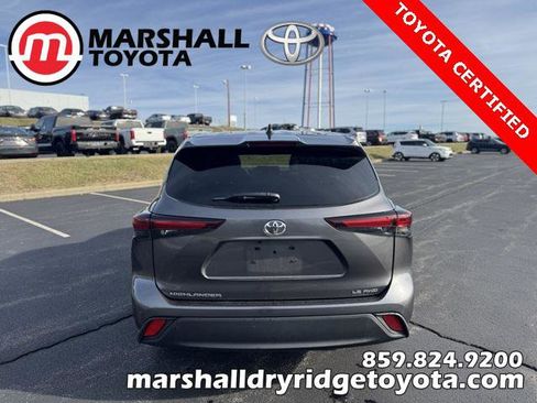 Certified 2024 Toyota Highlander LE image 4