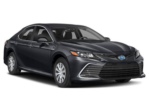 Used 2022 Toyota Camry XLE w/ Navigation Upgrade Package FWD image 54