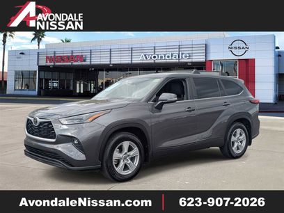 Used 2023 Toyota Highlander LE