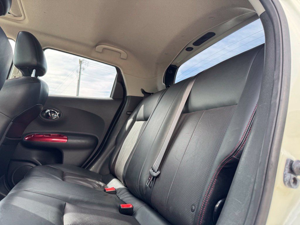 Used 2012 Nissan Juke SL w/ Chrome Pkg AWD/4WD image 11