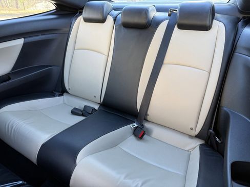 Used 2017 Honda Civic Touring image 37