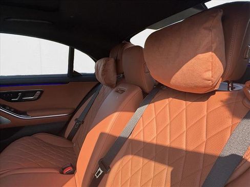 New 2026 Mercedes-Benz S 580 4MATIC Sedan image 17