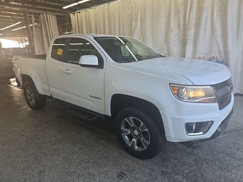 Used 2019 Chevrolet Colorado Z71 image 1