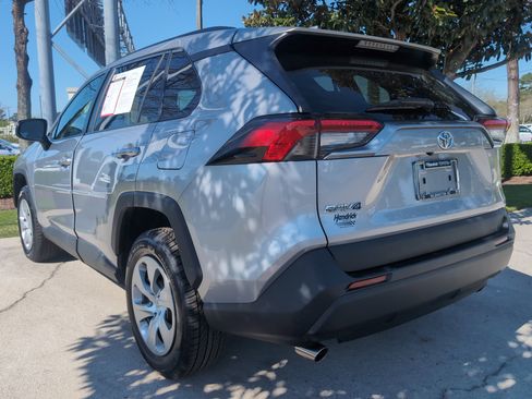 Certified 2021 Toyota RAV4 LE w/ Carpet Mat Package (TMS) image 8